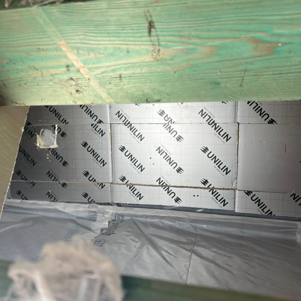 Renovação de fachadas e alojamento térmico