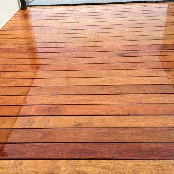 Carpintaria Decks / Portas